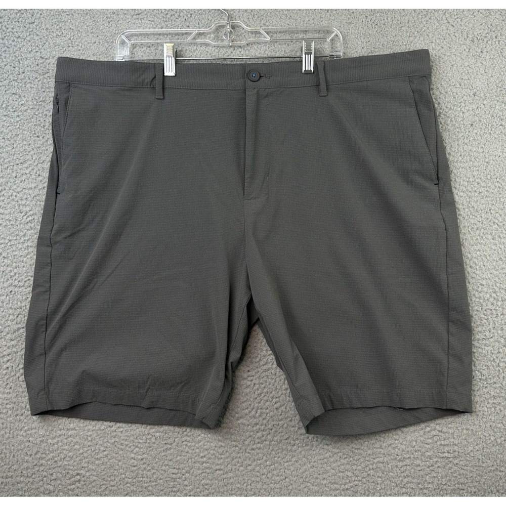 Tommy Bahama Island Zone Chip Shot Shorts 10" Mens 44 Gray Golf Stretch